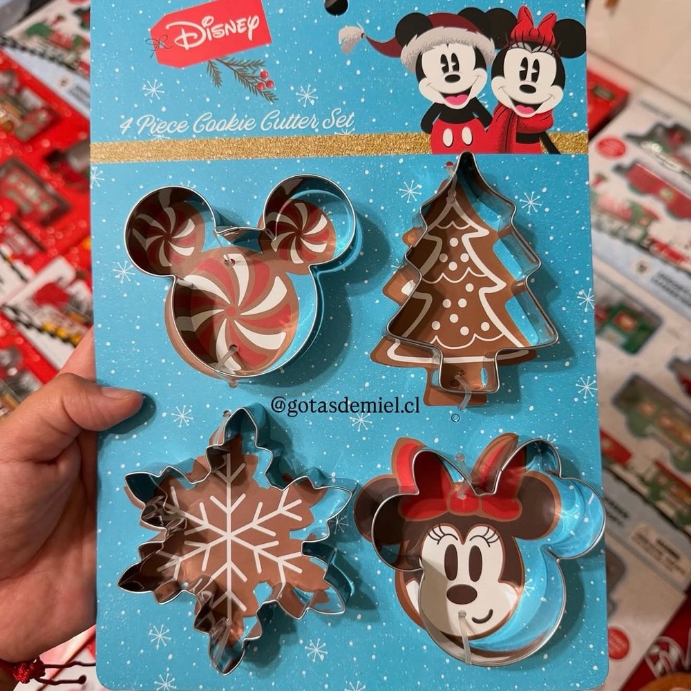 Disney Festive Cookie Cutter Set - Red, Brown, White